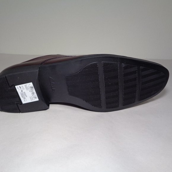 Clarks Size 9.5 M TILDEN CAP Leather New Oxfords main image 5